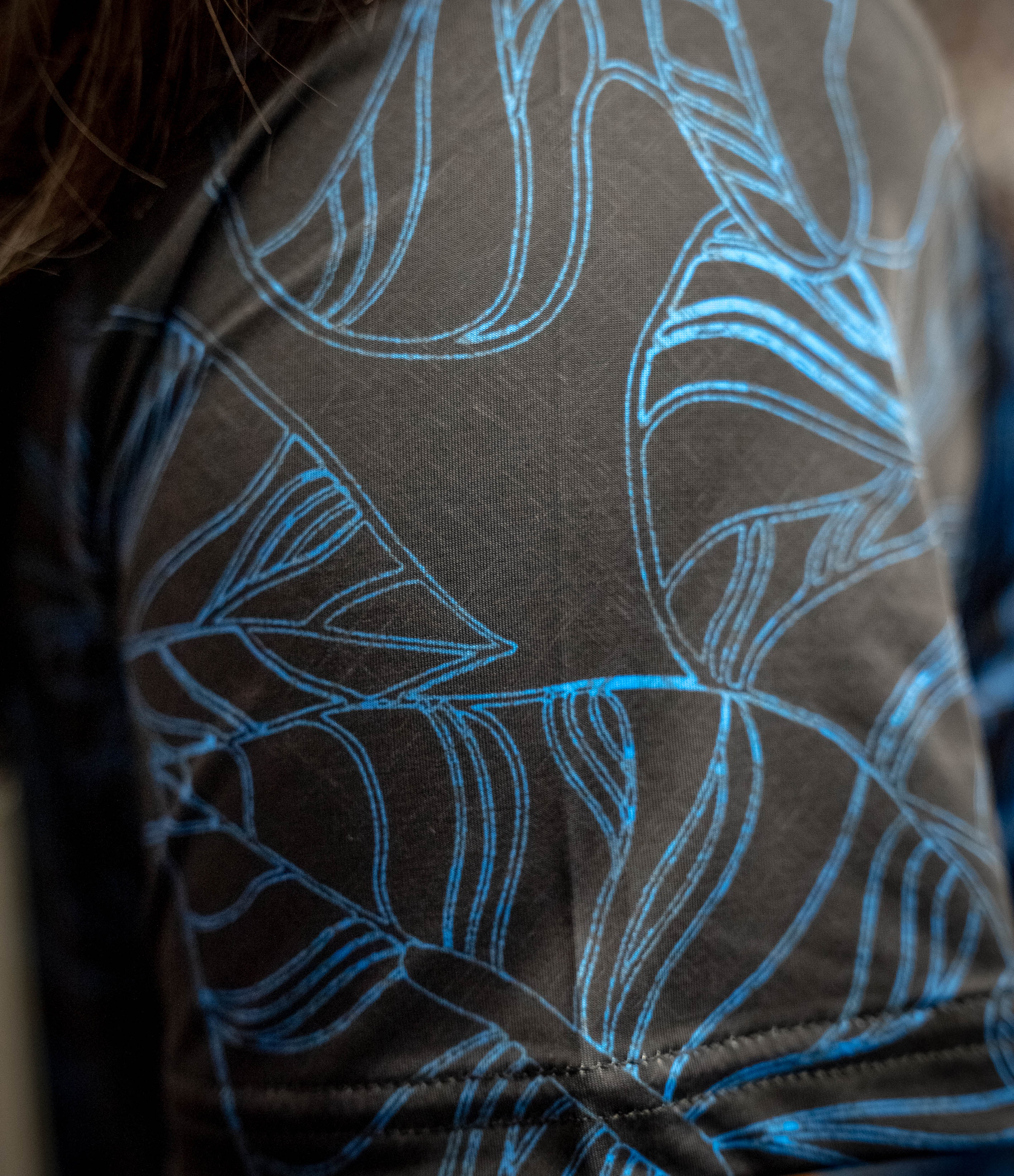 Peek-a-Blue (Women)