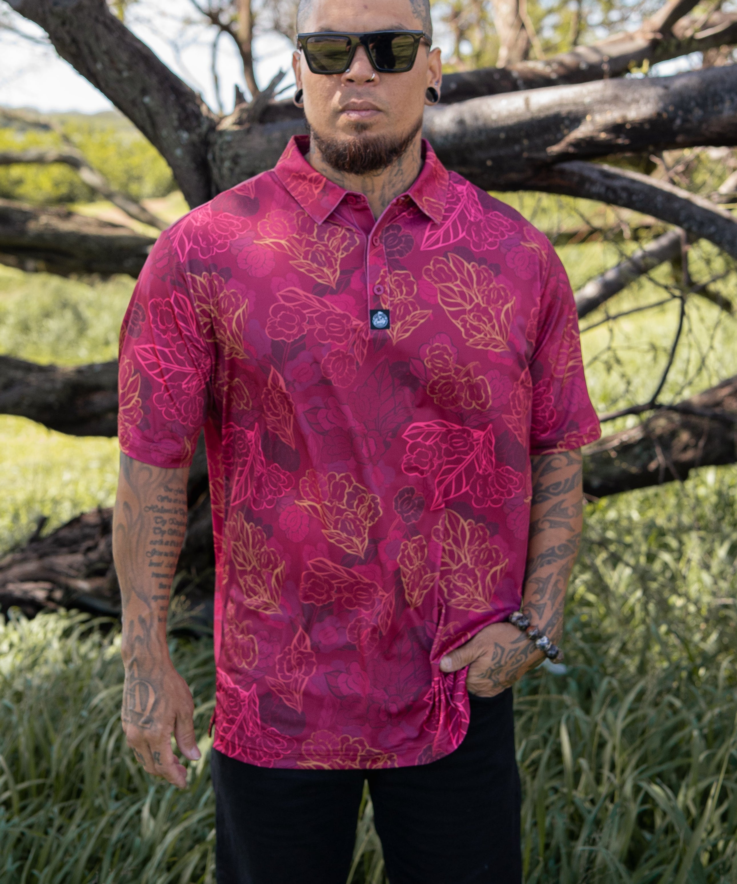 Man wearing Sugar Caddy 'A'alii golf polo, front view